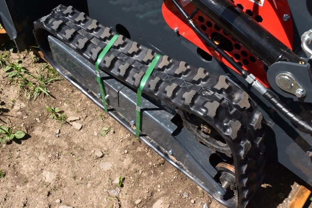 EGN EG360 Skid Steer with Tracks