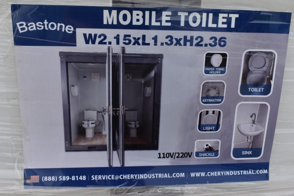 Bastone Double Mobile Bathroom