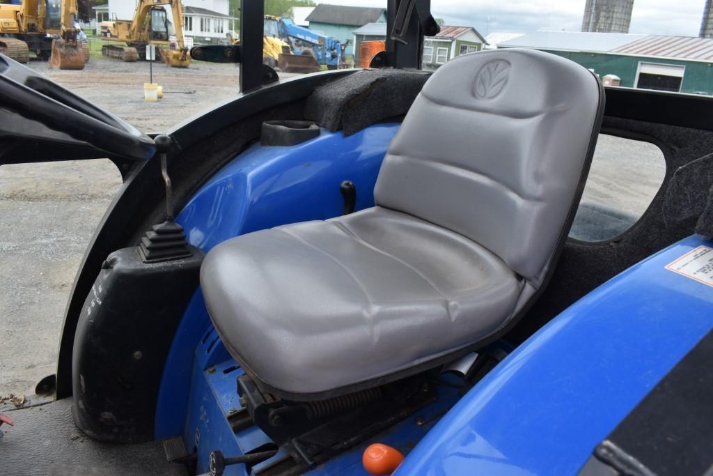 New Holland TC48DA Backhoe Loader Tractor