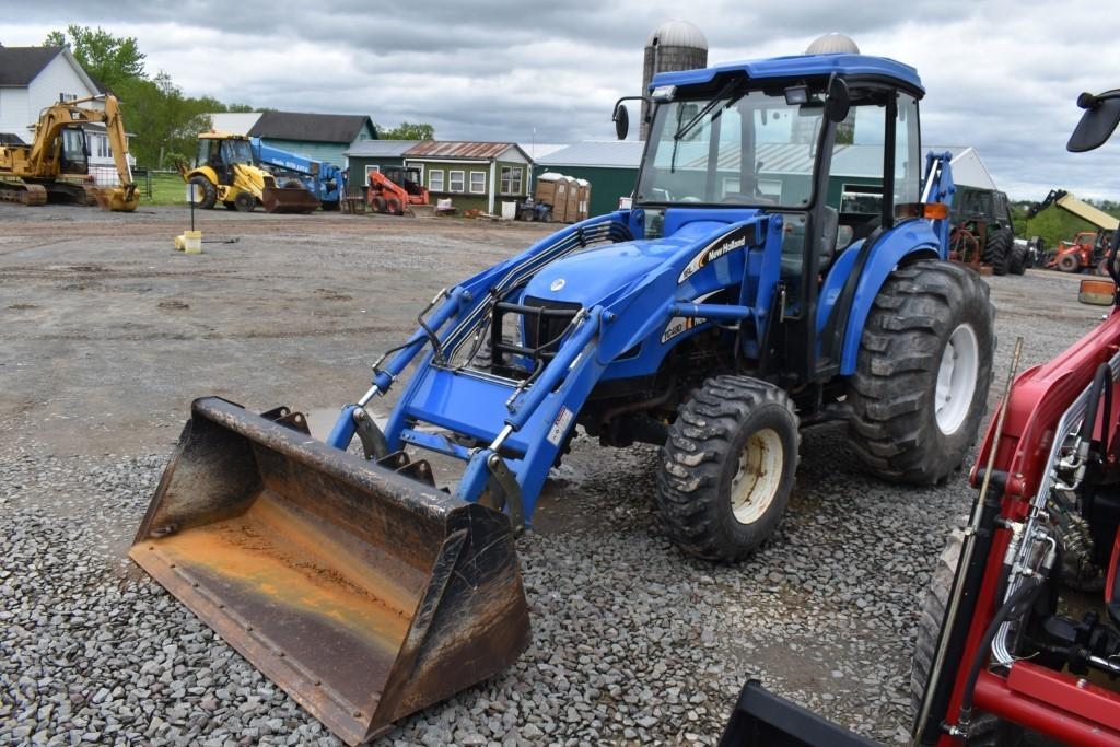 New Holland TC48DA Backhoe Loader Tractor