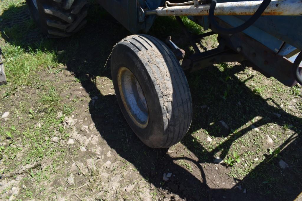 Leyland 272 Loader Tractor