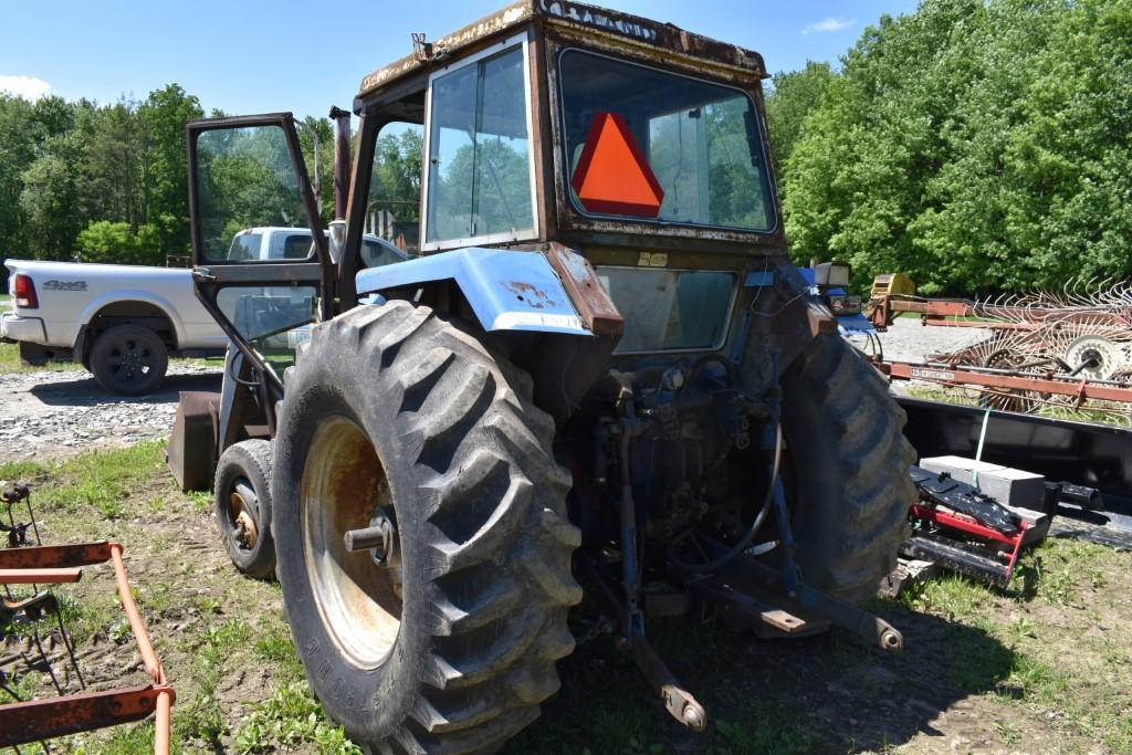 Leyland 272 Loader Tractor