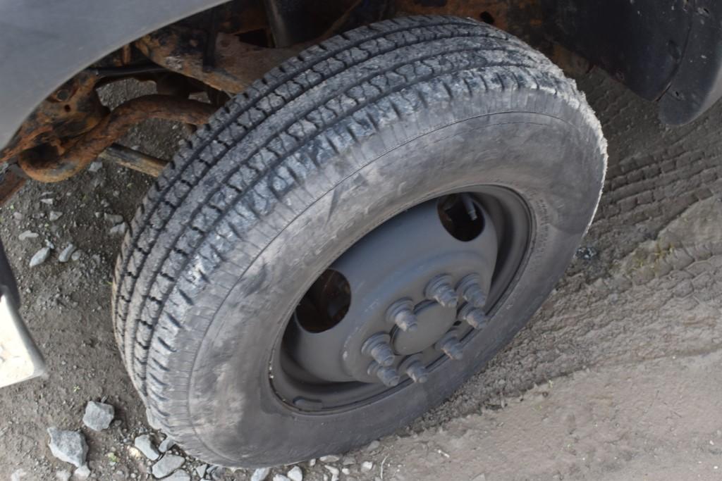 2003 Chevrolet Silverado 3500 Dump Truck With Snow Plow