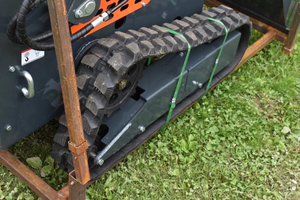 AGT YSRT14 Skid Steer With Tracks