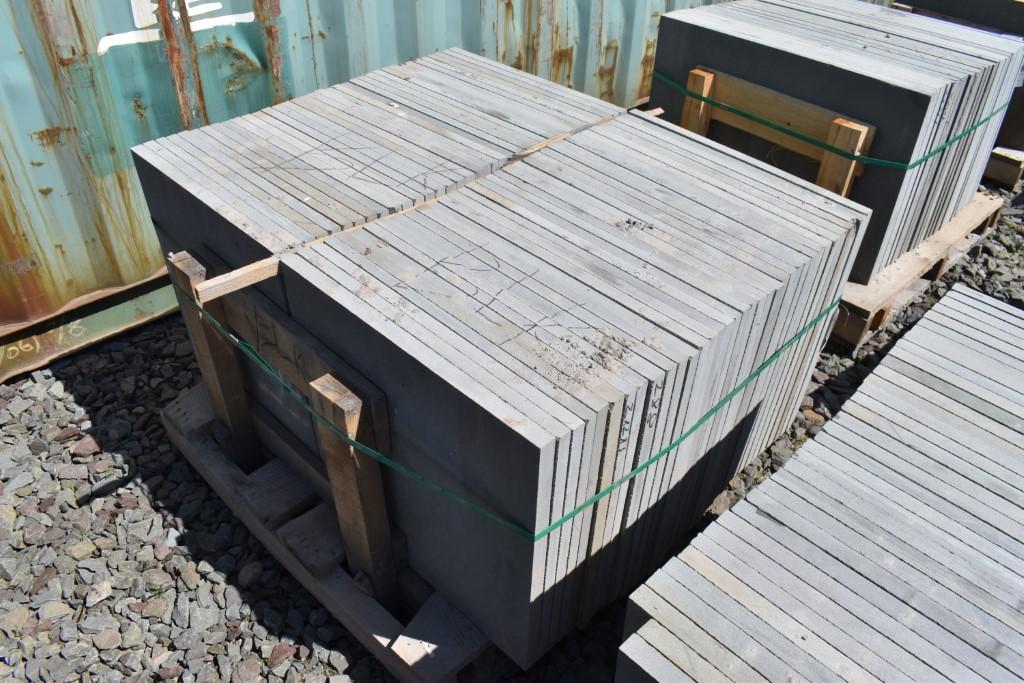 Pallet of 24" x 24" Bluestone Pieces