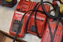 Milwaukee M12-M18 Battery Charger