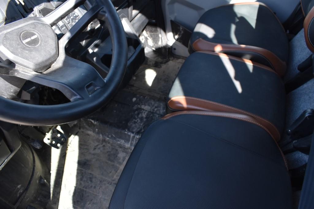 Can Am Defender Limited HD10 Side by Side Utility Vehicles UTV