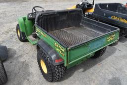 John Deere 4x2 Gator Side by Side utility Vehicle