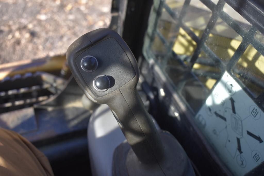 2004 CAT 262B Turbo Skid Steer