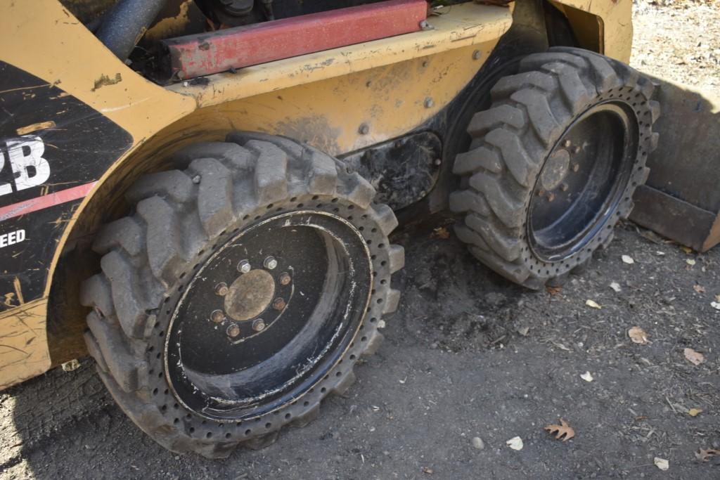 2004 CAT 262B Turbo Skid Steer