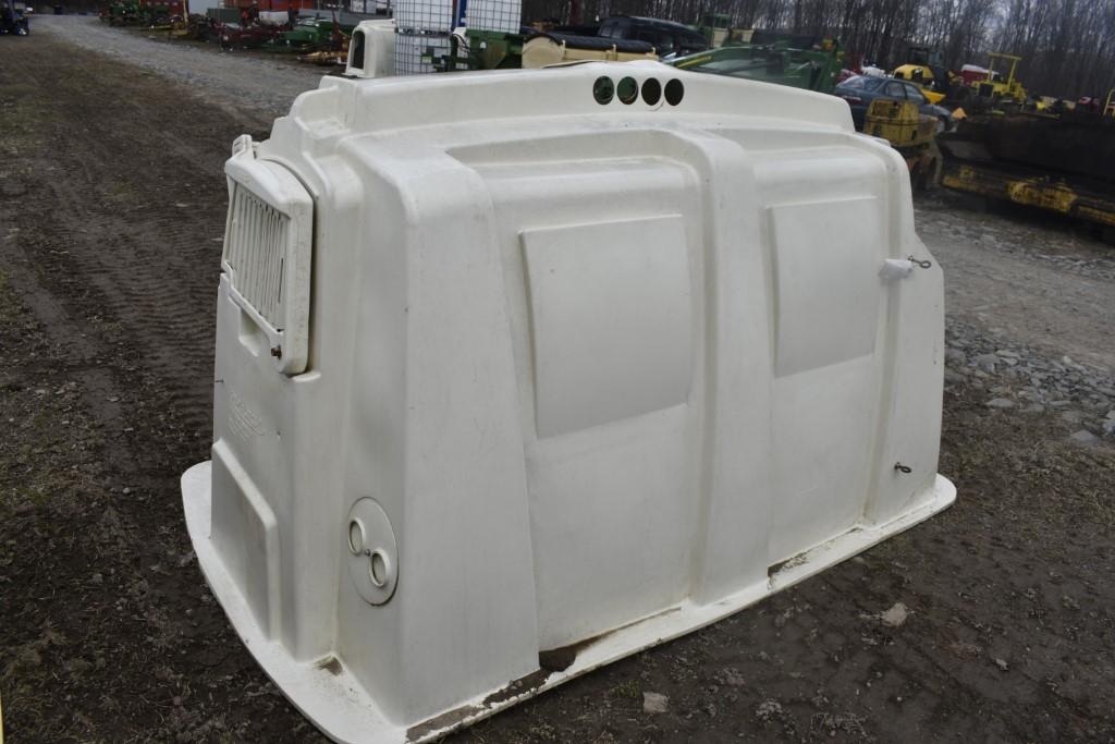 Agri-Plastics Calf Hutch