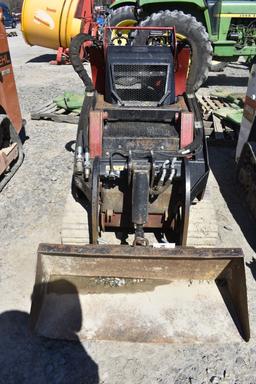 Toro Dingo TX-1000 Ride Behind Skid Steer
