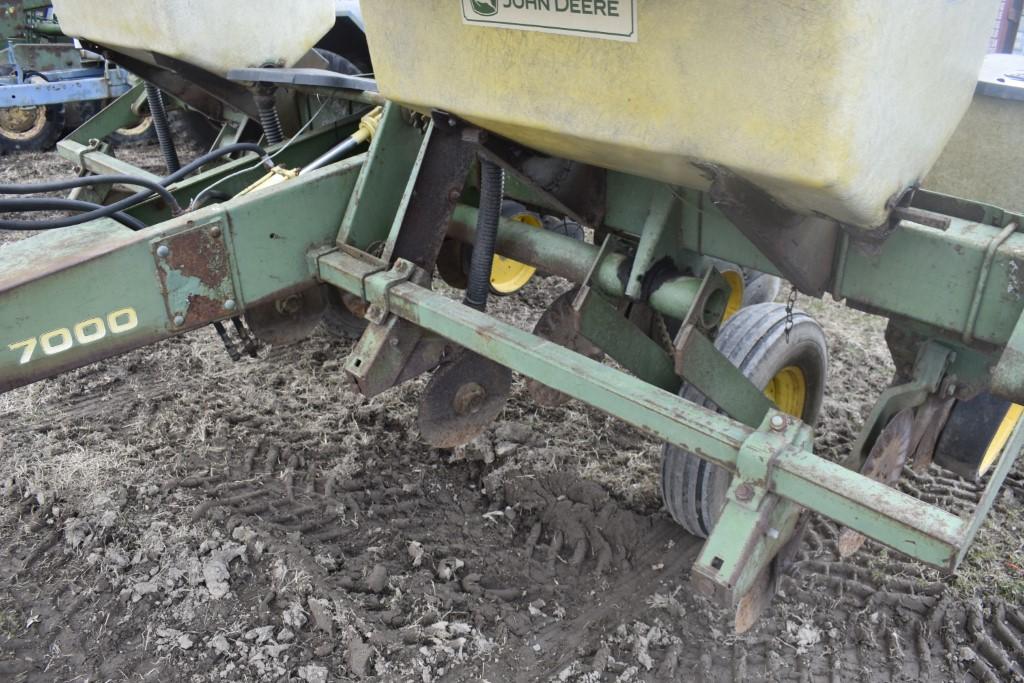 John Deere 7000 4 Row Corn Planter