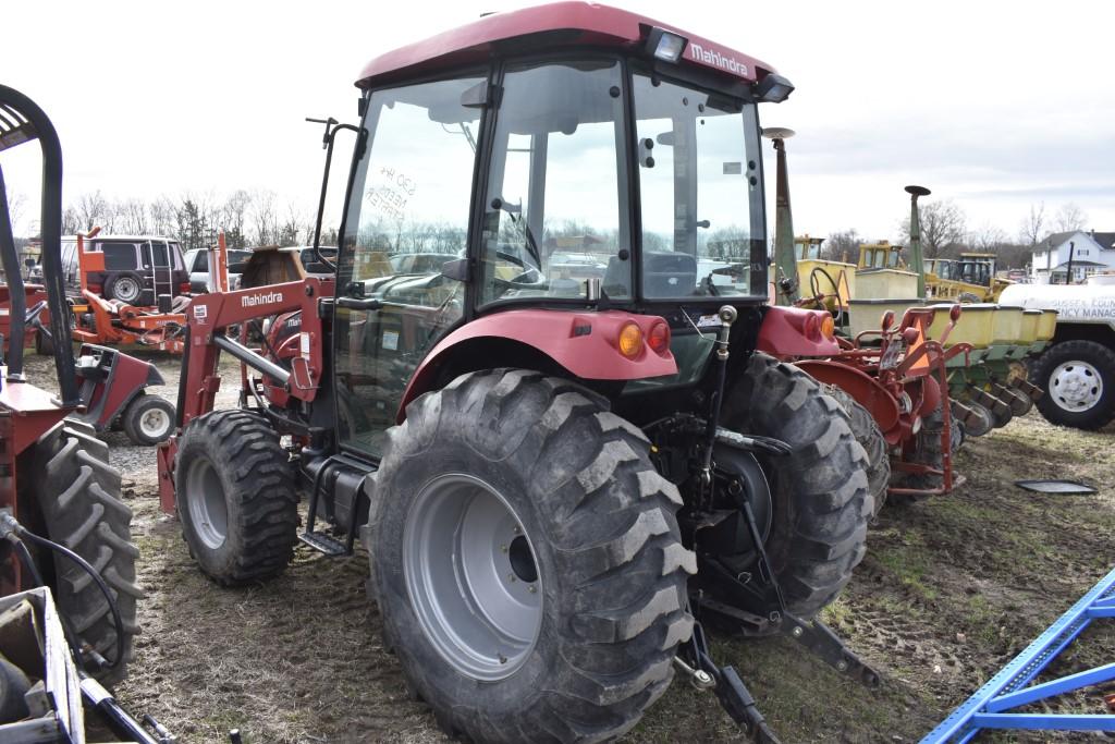 Mahindra 2555 Loader Tractor