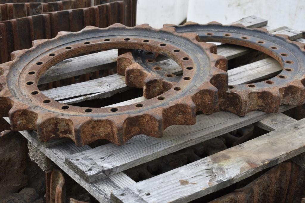 Pair of Tracks off of a Case 930 Excavator