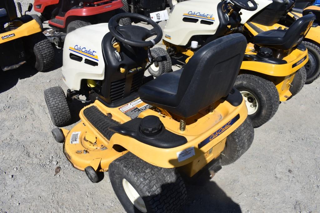 Cub Cadet LT1042 Lawn Tractor