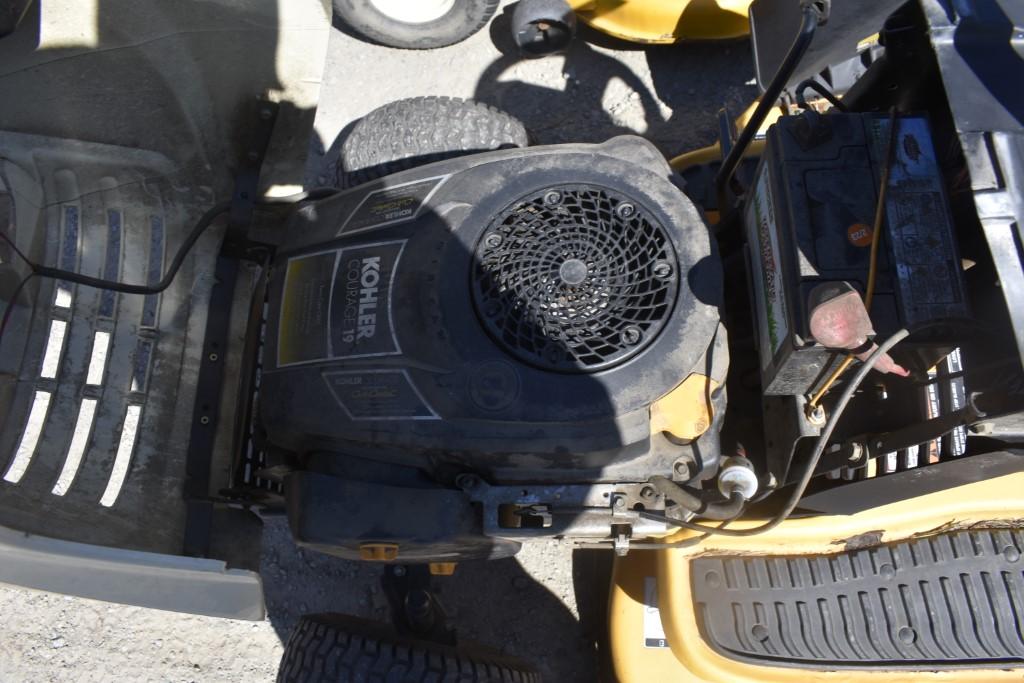 Cub Cadet LT1042 Lawn Tractor