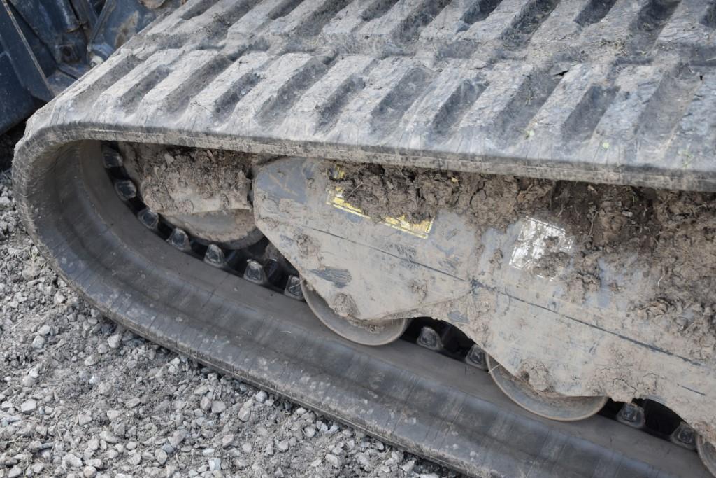 New Holland C345 Skid Steer With Tracks
