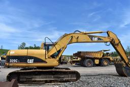 CAT 320 CL Excavator