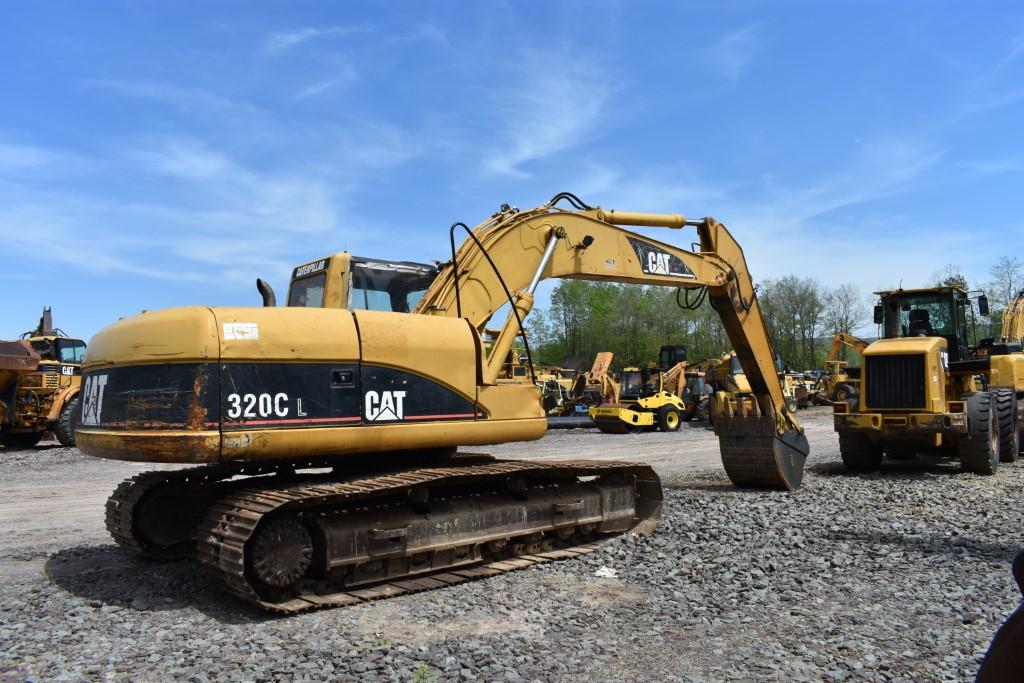 CAT 320 CL Excavator