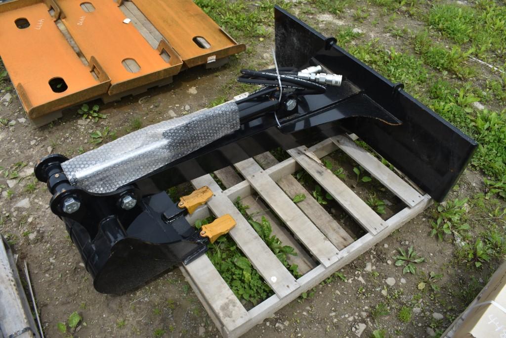 Future FT-BK56M Quick Attach Backhoe