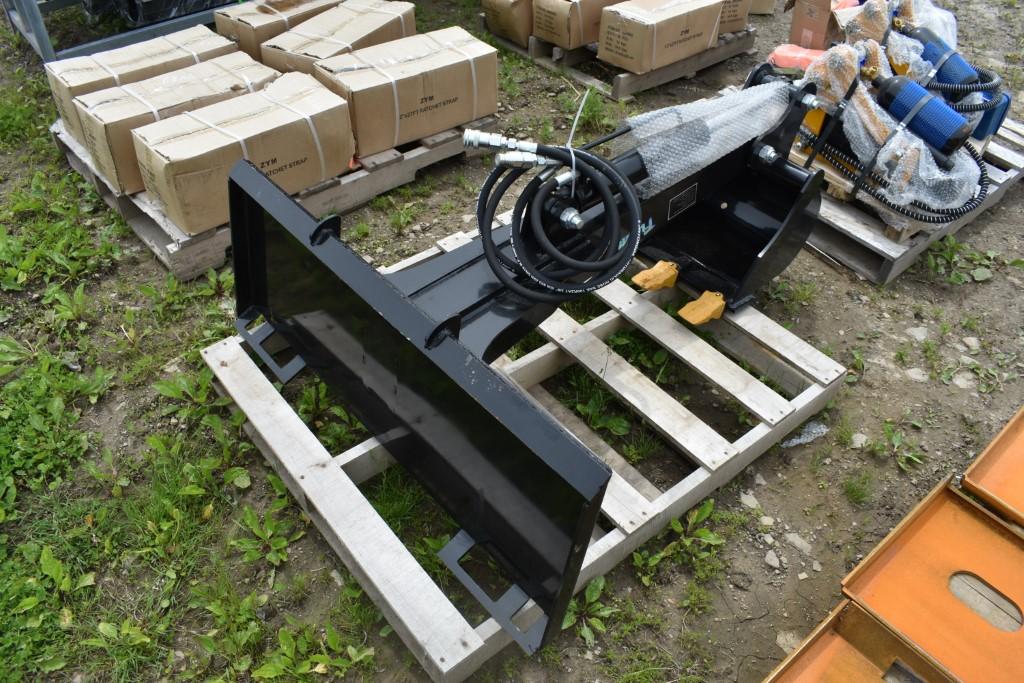 Future FT-BK56M Quick Attach Backhoe