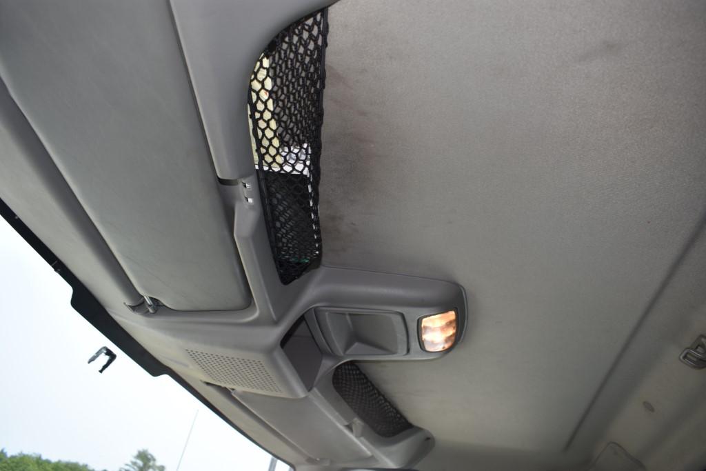 2015 International 4300 SBA 4x2 Box Truck