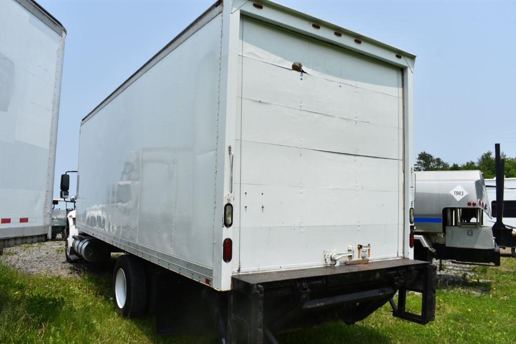 2015 International 4300 SBA 4x2 Box Truck