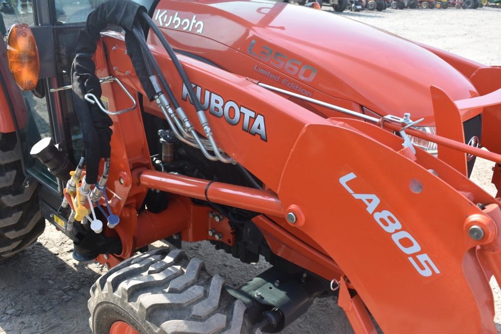 Kubota L3560 Limited Edition Loader Tractor