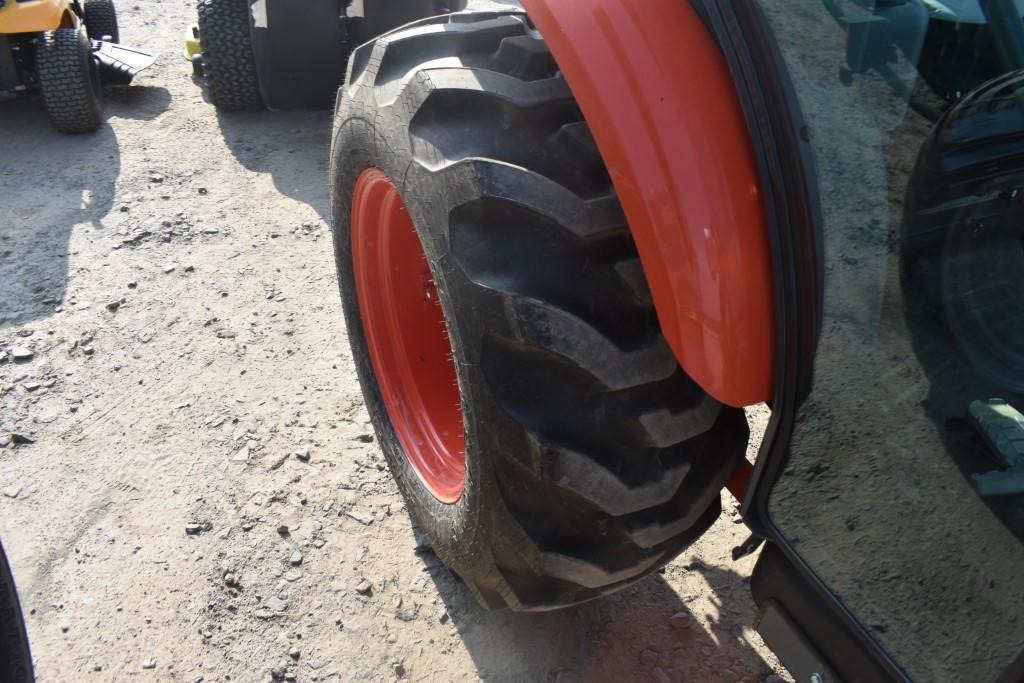 Kubota L3560 Limited Edition Loader Tractor