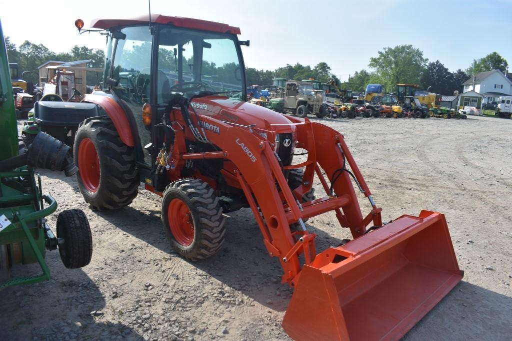 Kubota L3560 Limited Edition Loader Tractor