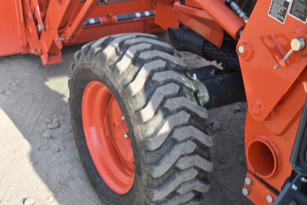 Kubota L3560 Limited Edition Loader Tractor