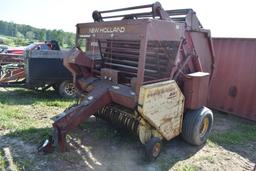 New Holland 851 Round Baler