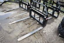 Kivel 3500 lb. Quick Attach Pallet Forks