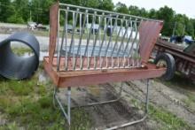 Hay Feeder