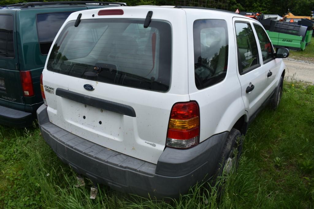 2005 Ford Escape Car