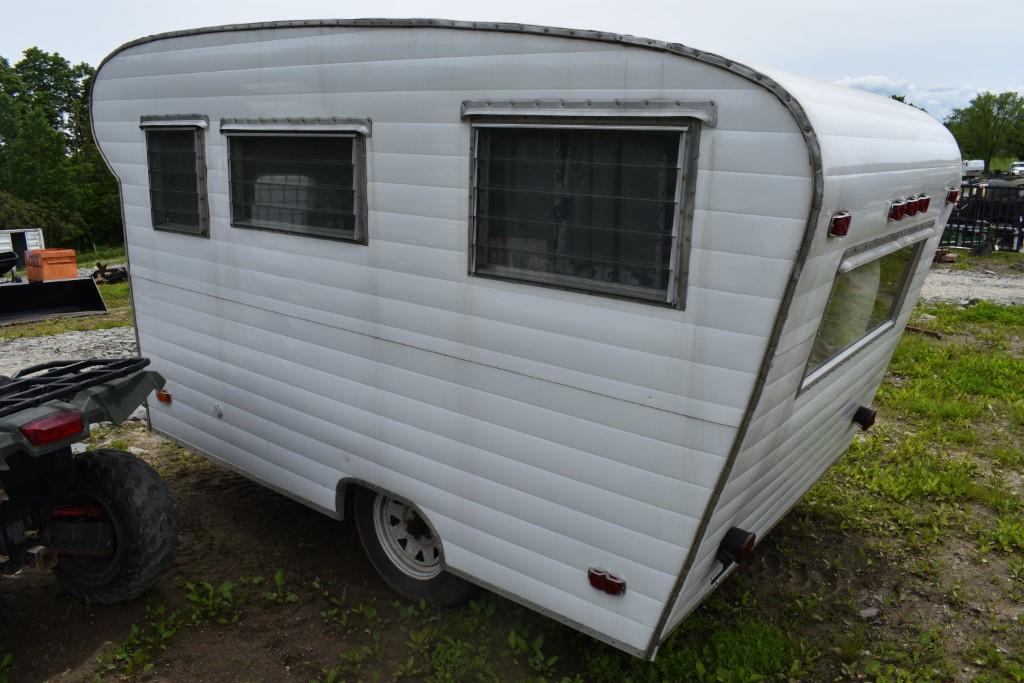 1950' Camper on 2003 Carry On Trailer