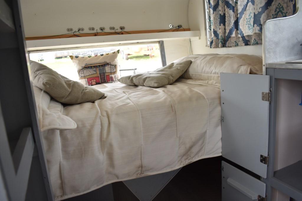 1950' Camper on 2003 Carry On Trailer