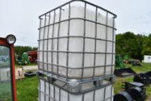 275 Gallon Liquid Tote
