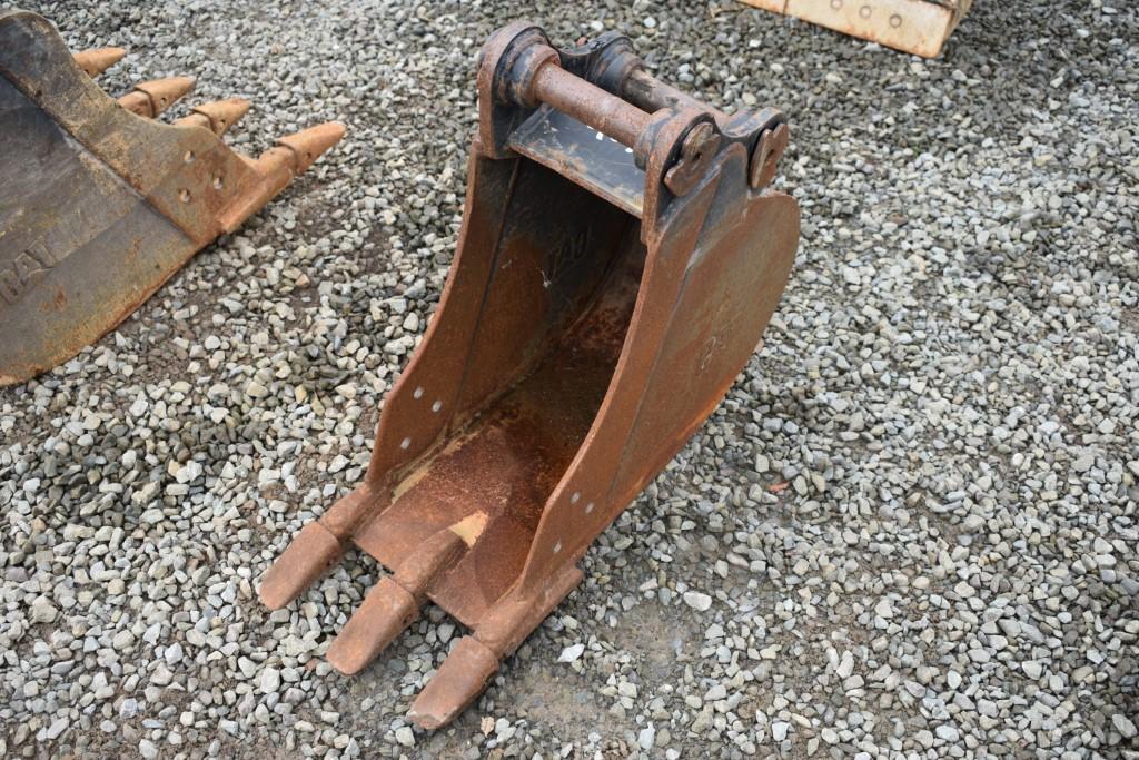 CAT 12" Bucket That Fits CAT 303.5