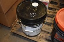 5 Gallon Pail of Sunoco Sunvis 832 Anti-wear Hydraulic Oil