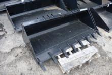 Blue Diamond Quick Attach 72" Toothed Skidsteer Bucket,