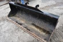 CAT 92" Telehandler Bucket