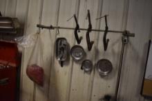 Contents on Wall