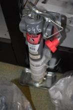Bulldog 2000lb Trailer Jack
