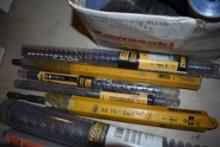 5 DeWalt Rock Carbide Drill Bits