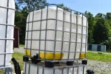 275 Gallon Liquid Tote