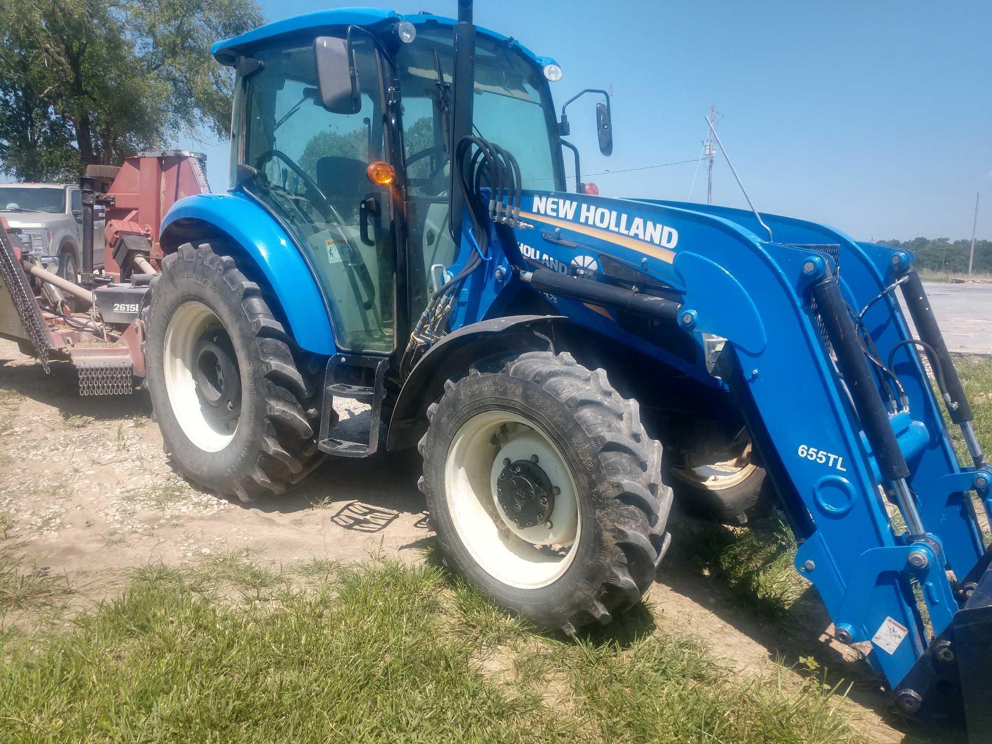 2015 New Holland T4.75 Tractor w/ 655TL loader and bucket