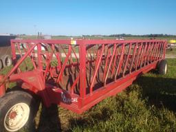 Apache pull type hay wagon