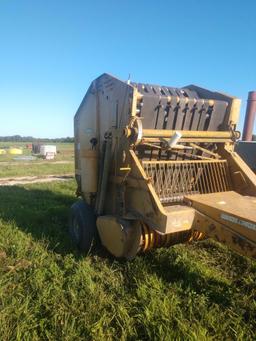 Vermeer 605 G Round Baler
